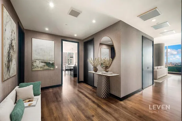 $13,750,000 | 157 West 57th Street, Unit 46A | Midtown Central