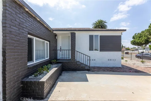 $699,000 | 1342 West Magnolia Street, Compton, CA 90220