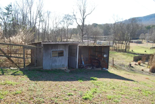 $625,000 | 544 North Pine Street, Whitwell, TN 37397