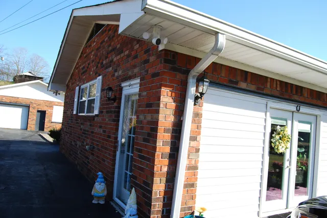 $625,000 | 544 North Pine Street, Whitwell, TN 37397