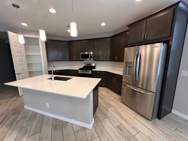 $2,850 | 21006 South 231st Street, Queen Creek, AZ 85142