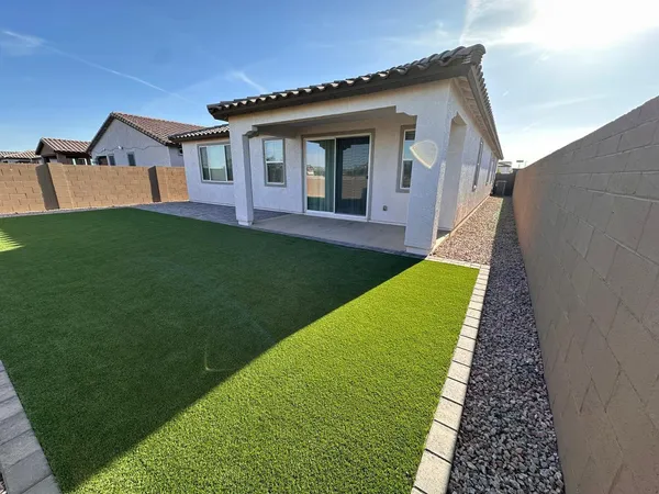 $2,850 | 21006 South 231st Street, Queen Creek, AZ 85142