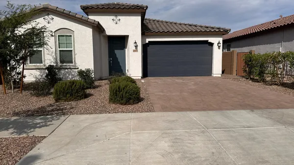 $2,850 | 21006 South 231st Street, Queen Creek, AZ 85142