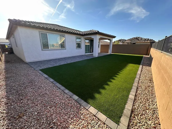 $2,850 | 21006 South 231st Street, Queen Creek, AZ 85142