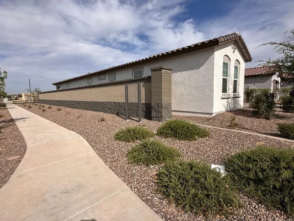 $2,850 | 21006 South 231st Street, Queen Creek, AZ 85142