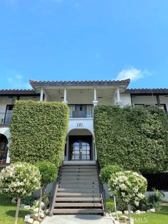 $2,695 | 101 West Canada, Unit 8, San Clemente, CA 92672