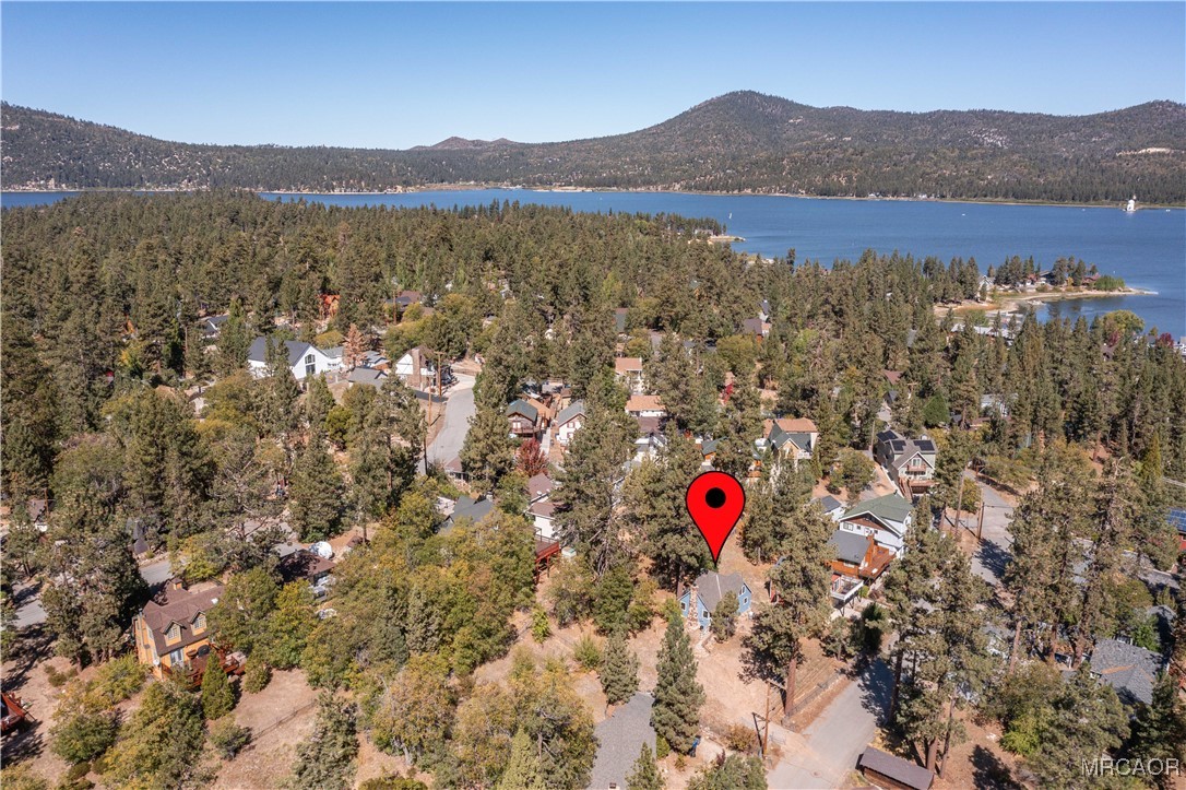 674 Spruce Road Big Bear Lake, CA 92315 - Photo 5 of 38