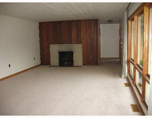 110 Randy Drive Butler, PA 16002 - Photo 4 of 8 Living Room.