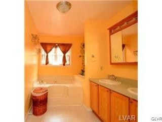26 Robertson Road Jim Thorpe, PA 18229 - Photo 17 of 32 Gallery Image 17