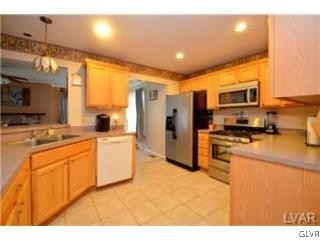 26 Robertson Road Jim Thorpe, PA 18229 - Photo 8 of 32 Gallery Image 8