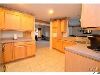 26 Robertson Road Jim Thorpe, PA 18229 - Photo 9 of 32 Gallery Image 9