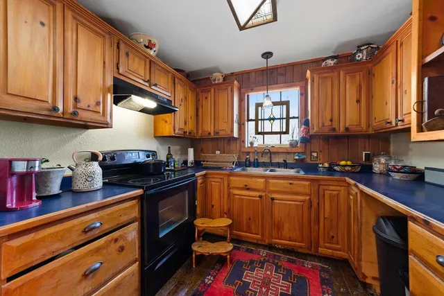 $264,900 | 117 Reading Center Point, Center Point, TX 78010