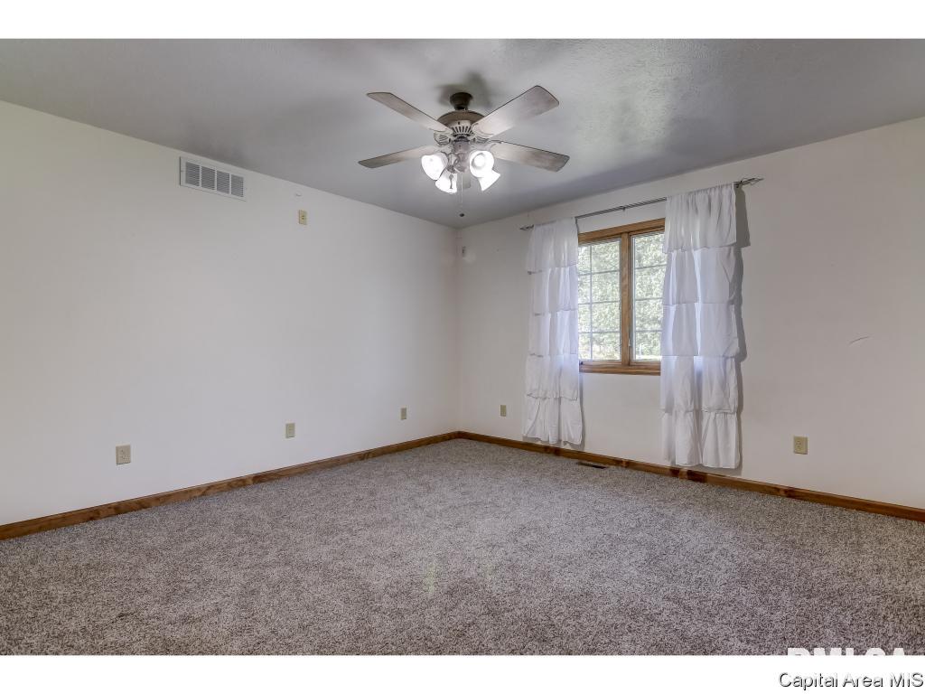 4014 Tuxhorn Road Springfield, IL 62712 - Photo 18 of 25