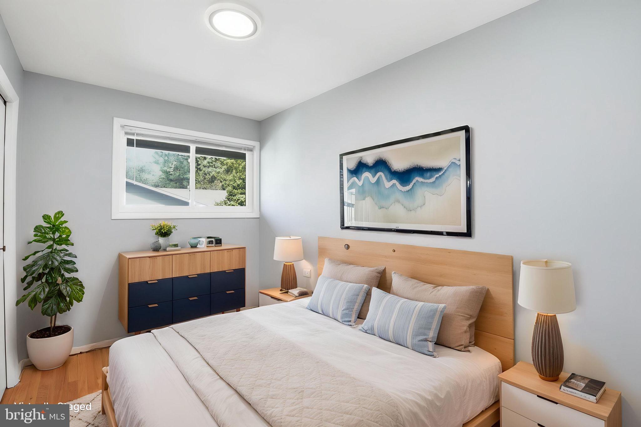 912 Burnt Crest Lane Silver Spring, MD 20903 - Photo 15 of 24 Bedroom 3