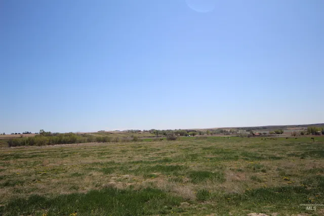 $1,025,000 | Tbd Southside Boulevard South, Melba, ID 83641