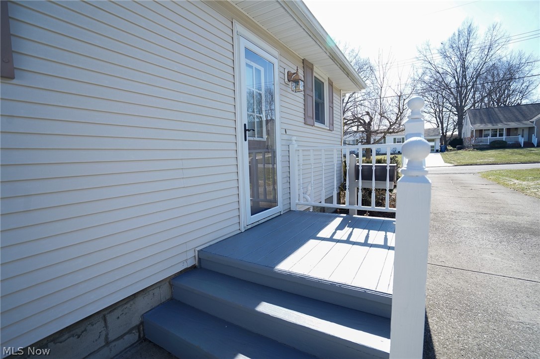 453 Omar Street Struthers, OH 44471 - Photo 3 of 27 View of deck