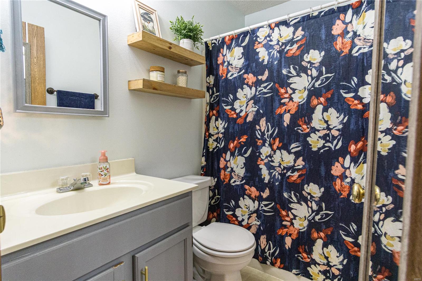 705 Copper Line Road Maryville, IL 62062 - Photo 17 of 33 Gallery Image 17