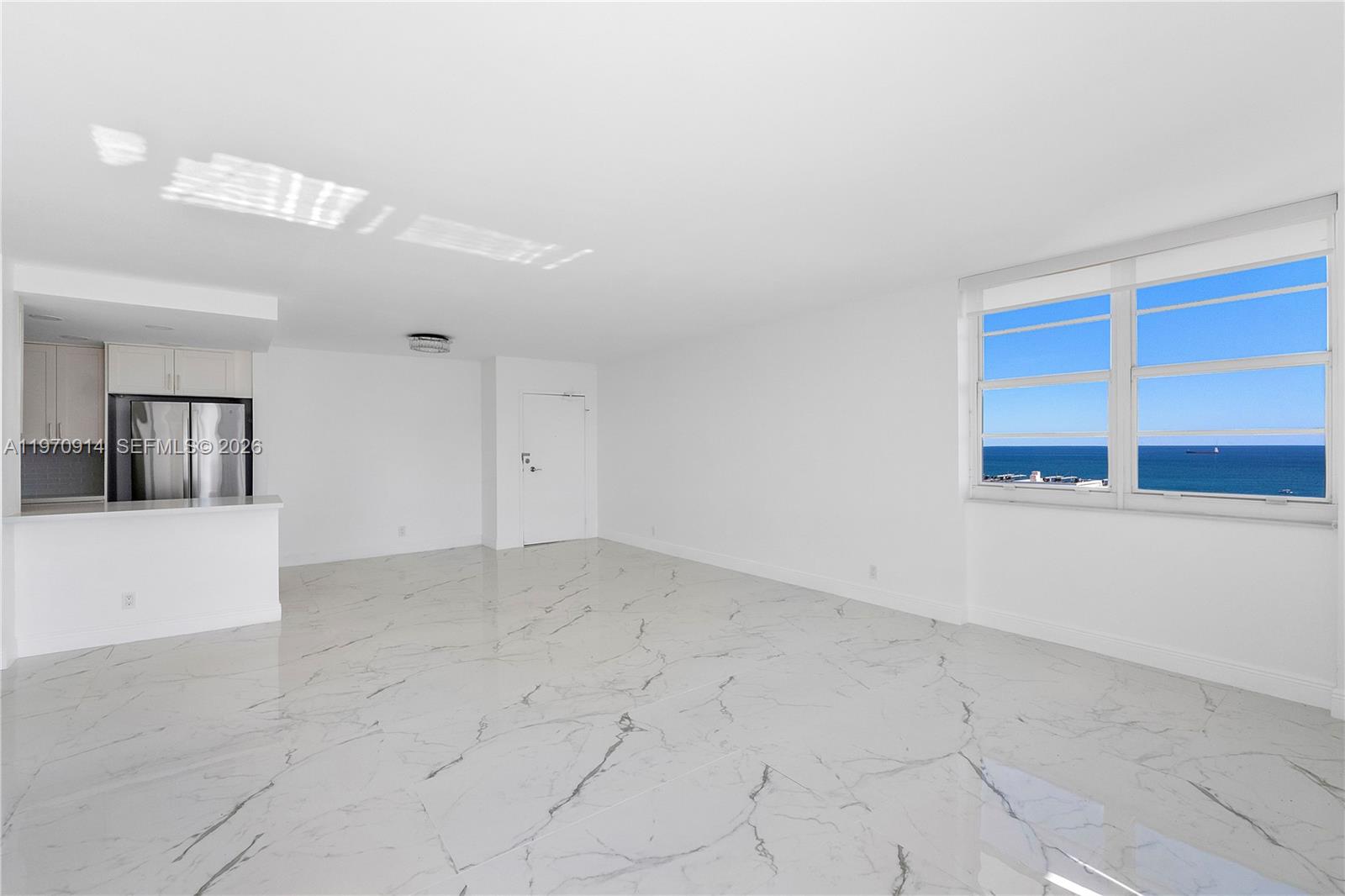 336 North Birch Road, Unit PH Fort Lauderdale, FL 33304 - Photo 11 of 68 a view of an empty room