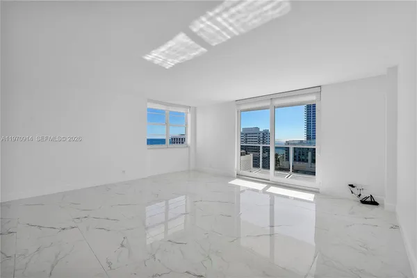 $4,500 | 336 North Birch Road, Unit PH, Fort Lauderdale, FL 33304