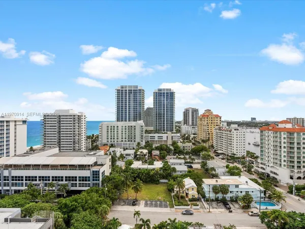 $4,500 | 336 North Birch Road, Unit PH, Fort Lauderdale, FL 33304