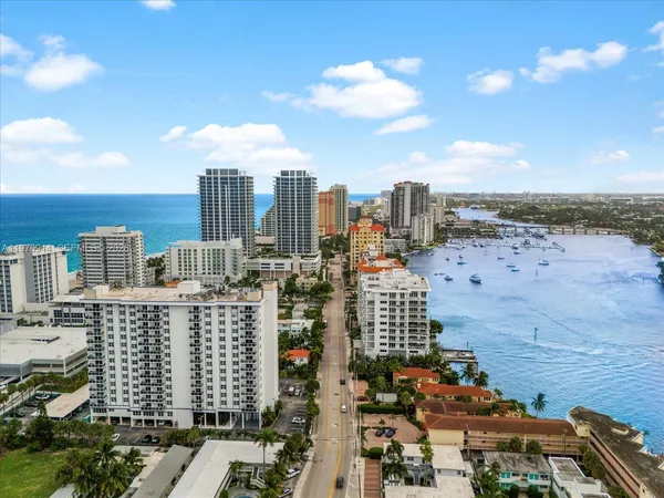 $4,500 | 336 North Birch Road, Unit PH, Fort Lauderdale, FL 33304