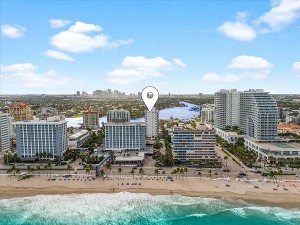 $4,500 | 336 North Birch Road, Unit PH, Fort Lauderdale, FL 33304