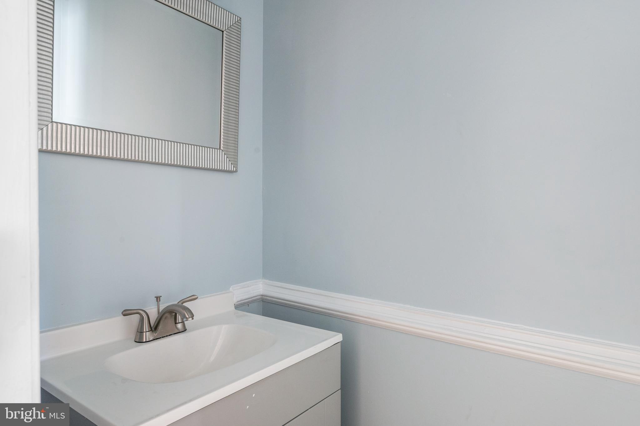 6310 Glenbard Road Burke, VA 22015 - Photo 19 of 42 Half Bathroom