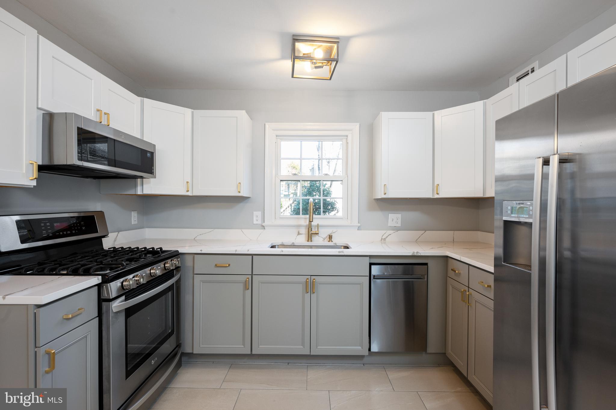 6310 Glenbard Road Burke, VA 22015 - Photo 6 of 42 Kitchen