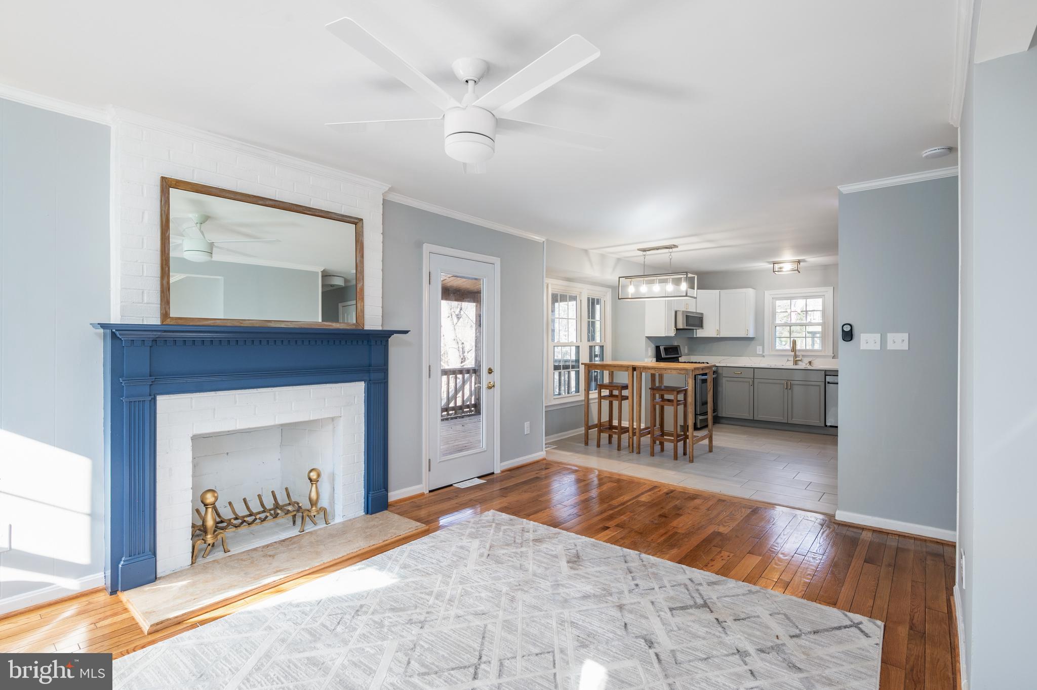 6310 Glenbard Road Burke, VA 22015 - Photo 7 of 42 Family Room