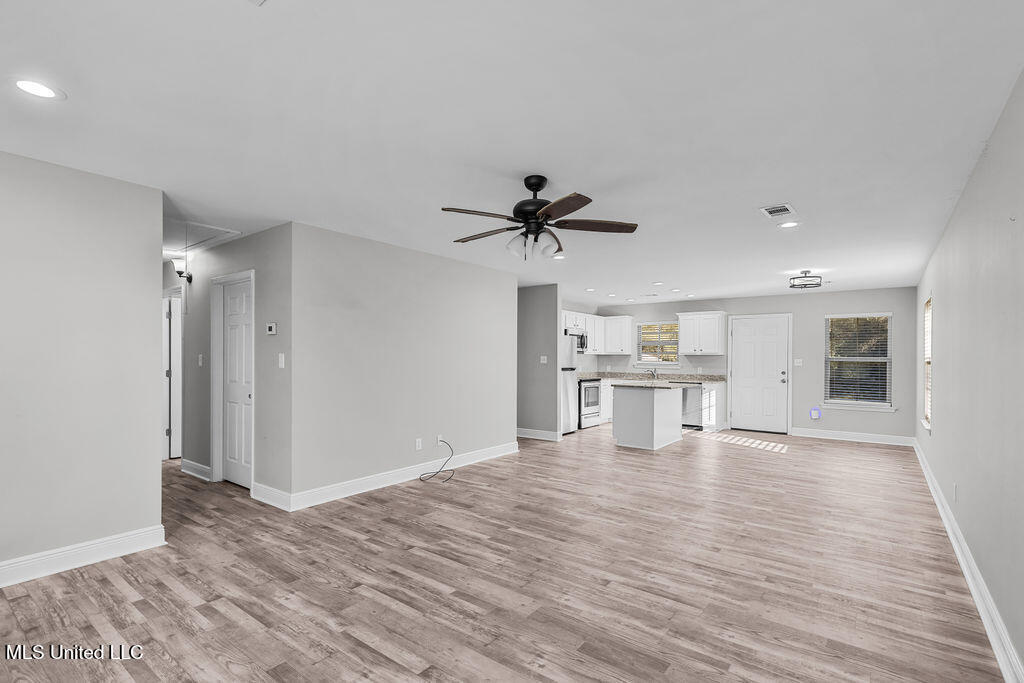 820 Rock Ranch Road Carriere, MS 39426 - Photo 6 of 29 Love how spacious