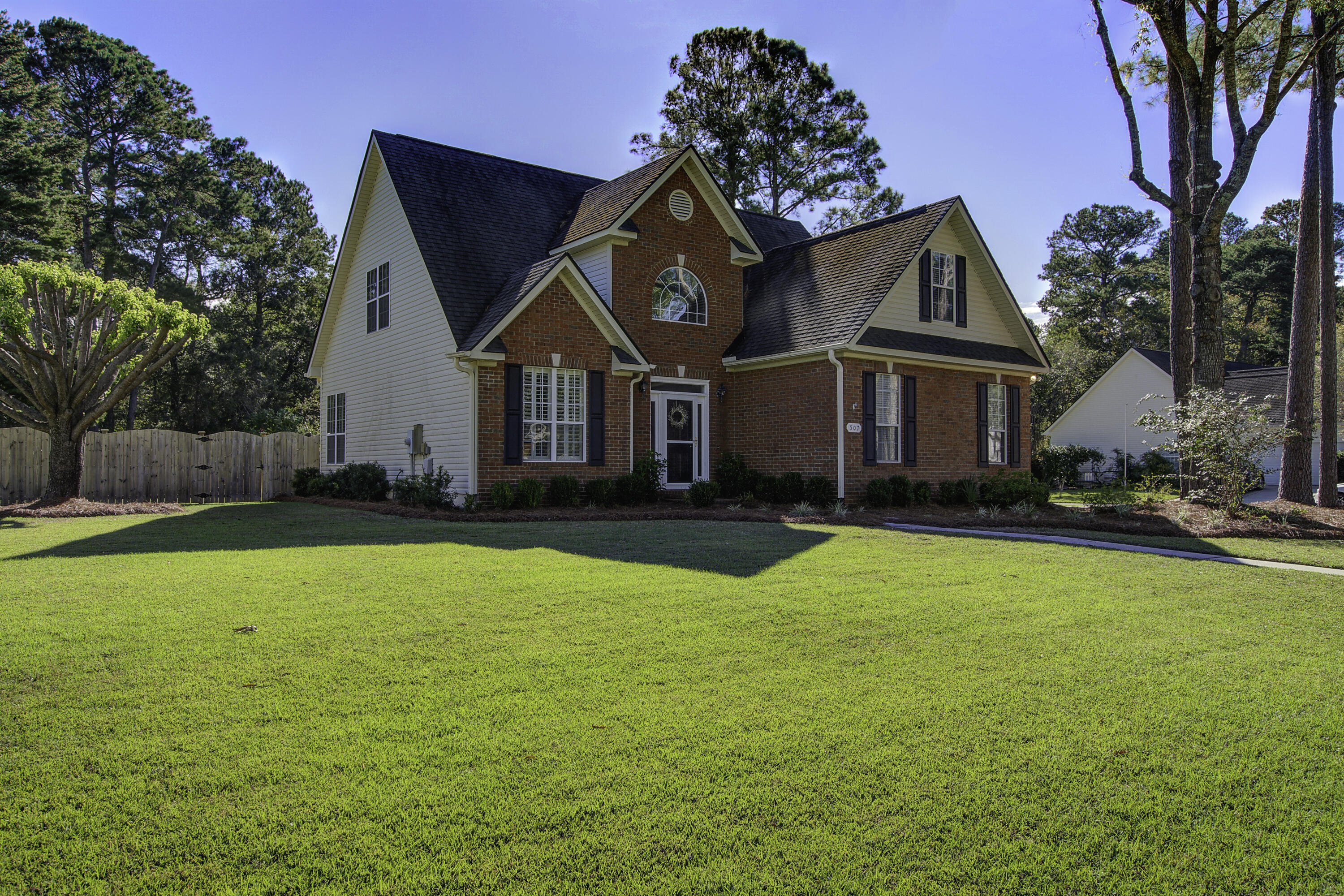507 Pointe Of Oaks Road Summerville, SC 29485 - Photo 1 of 39 507 Pointe of Oaks