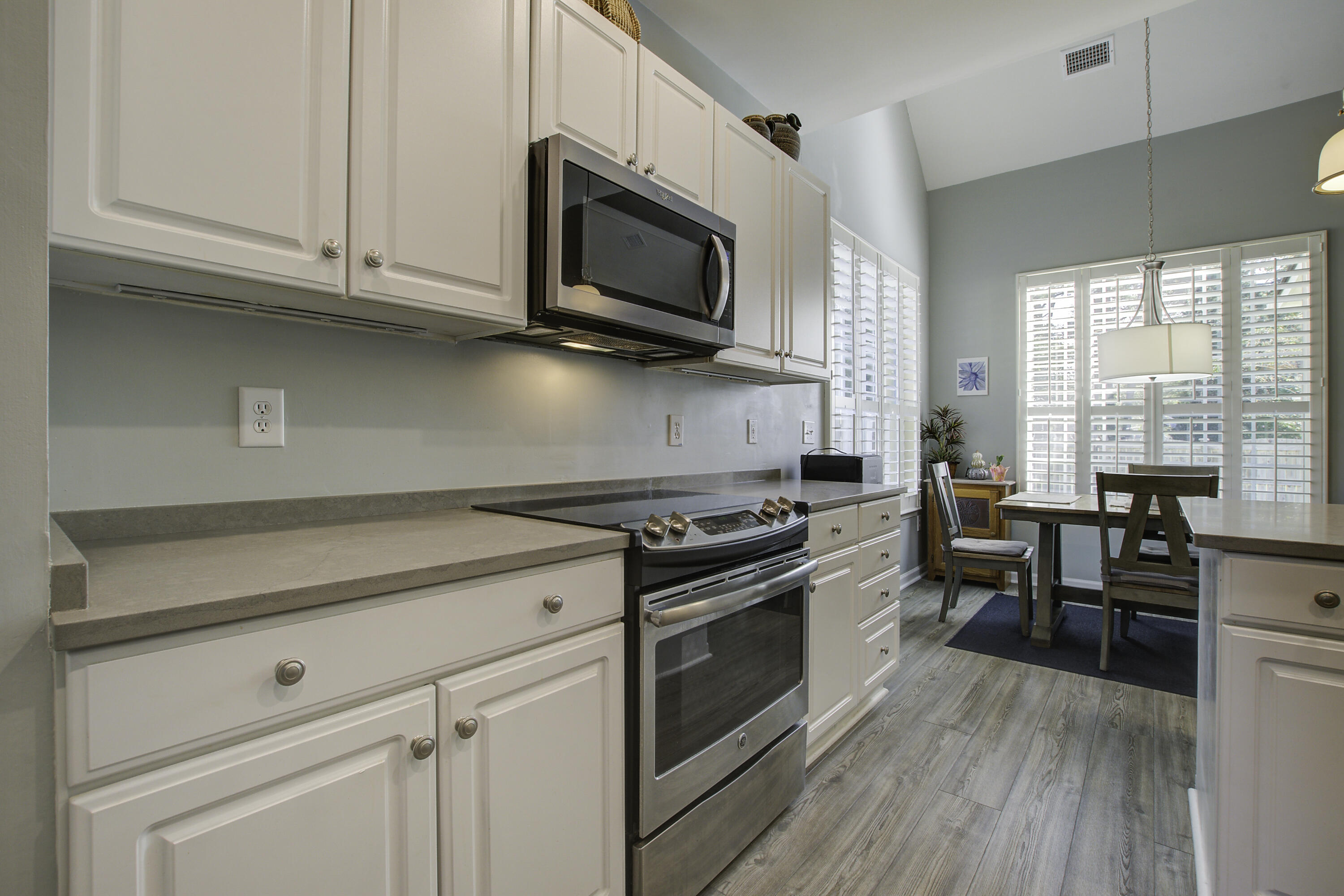 507 Pointe Of Oaks Road Summerville, SC 29485 - Photo 7 of 39 507 Pointe of Oaks