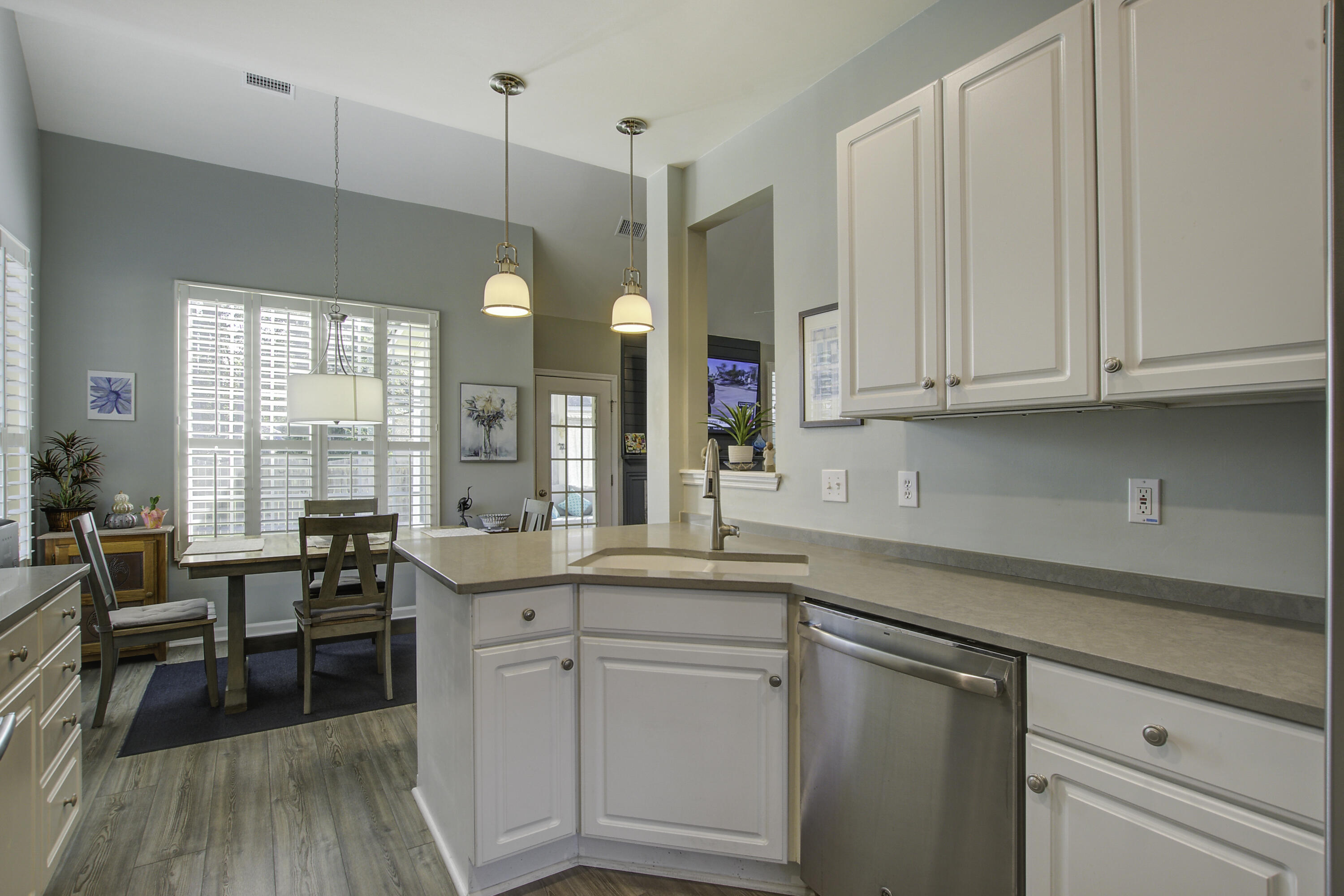 507 Pointe Of Oaks Road Summerville, SC 29485 - Photo 8 of 39 507 Pointe of Oaks