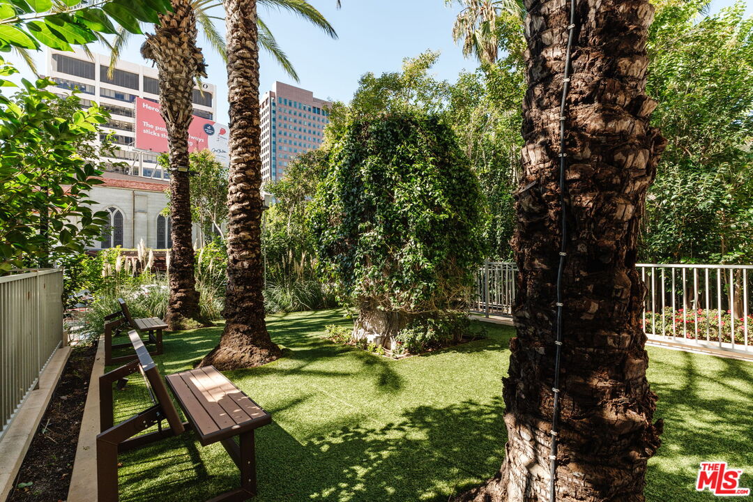 10800 Wilshire Boulevard, Unit 502 Los Angeles, CA 90024 - Photo 26 of 29