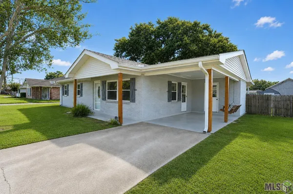 $183,000 | 1119 West Camellia Drive, Thibodaux, LA 70301