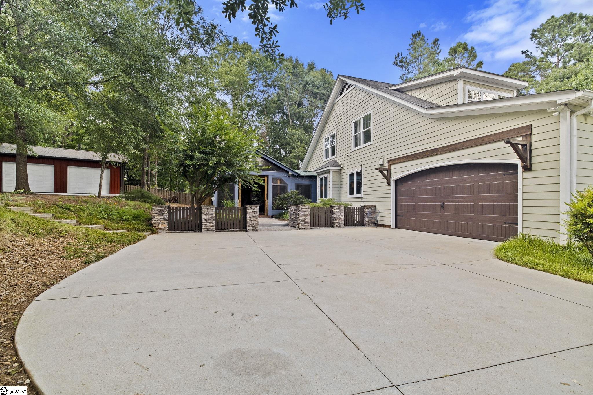 109 Shoals Road Greer, SC 29651 - Photo 29 of 42 Gallery Image 29