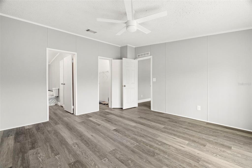 18202 Rogerland Road Spring Hill, FL 34610 - Photo 15 of 43
