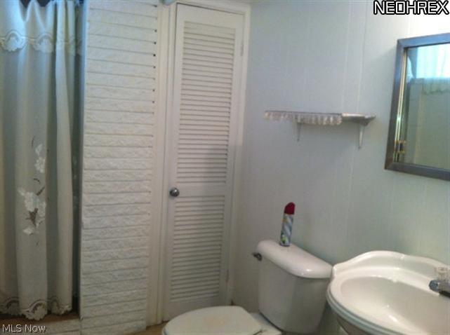 10605 Snow Road Parma Heights, OH 44130 - Photo 14 of 18
