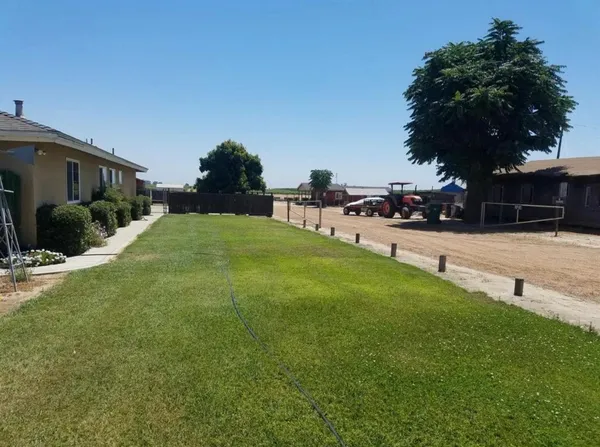 $764,000 | 12420 South Chestnut Avenue, Fresno, CA 93725