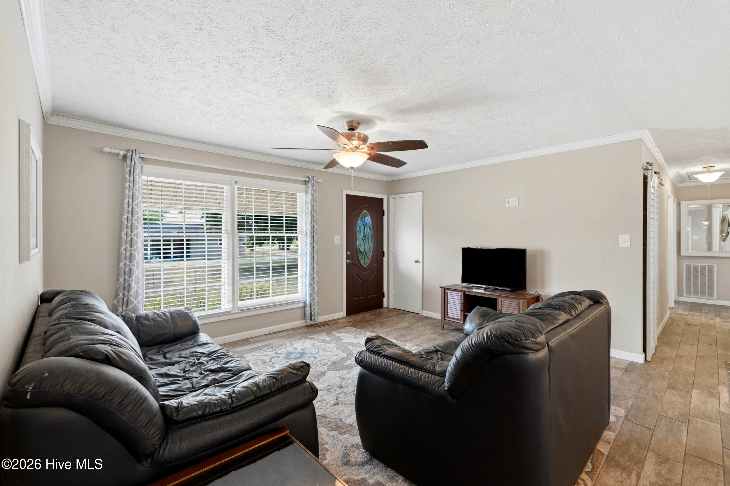 879 Bricklanding Road Southwest Shallotte, NC 28470 - Photo 17 of 56 Living room