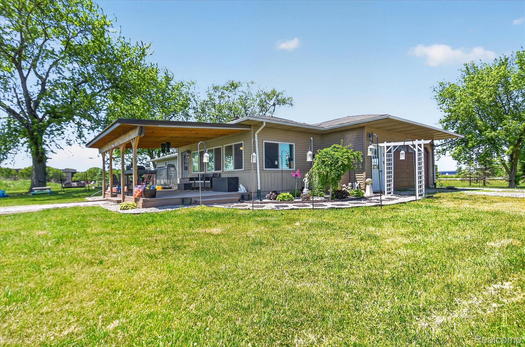 3949 West Burns Line Road Brown City, MI 48416 - Photo 69 of 70 69-3949-Burnsline-Rd-Brown-City-MI-48416-WindowStill.jpg