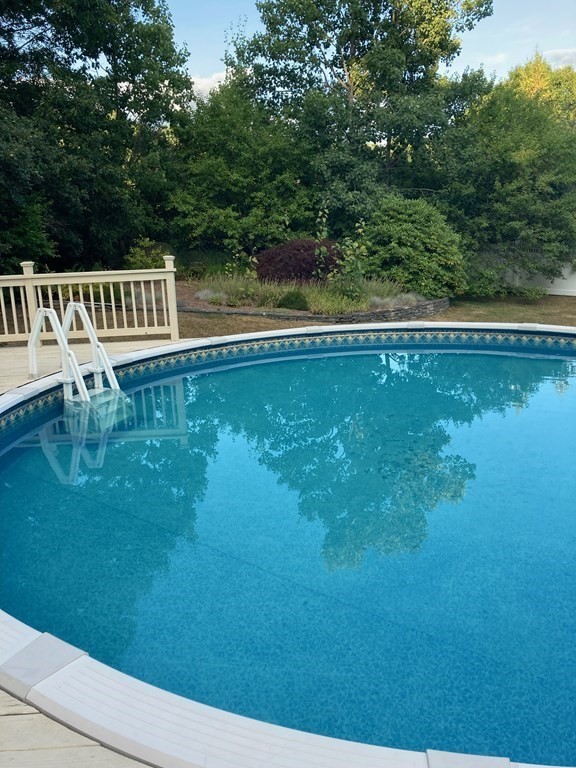 1 Noreen Road Mansfield, MA 02048 - Photo 7 of 8 Gallery Image 7
