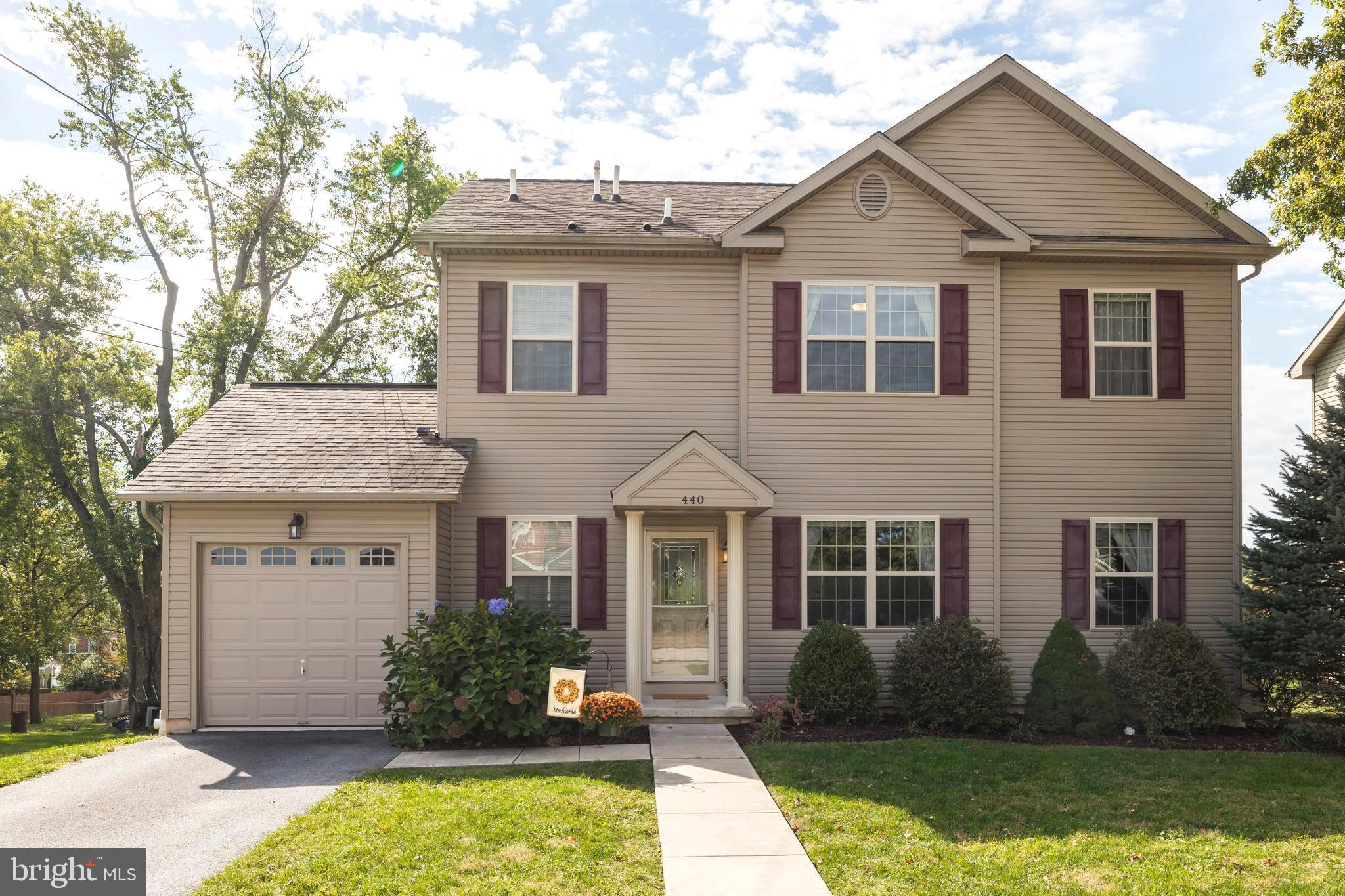 440 Ridge Avenue Spring City, PA 19475 - Photo 1 of 31 Gallery Image 1