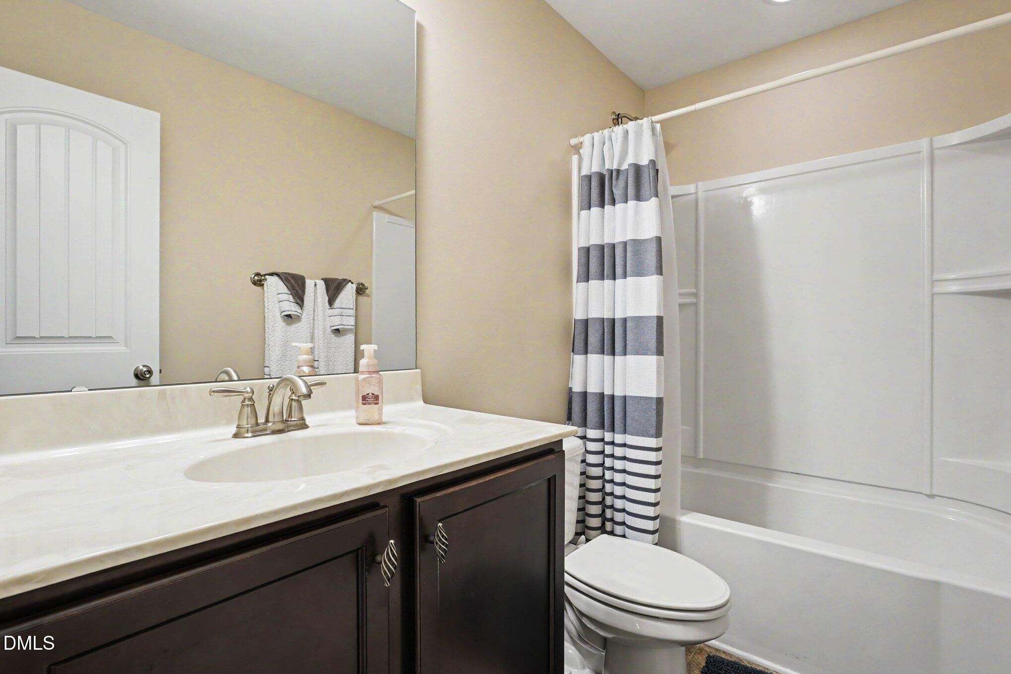 8320 Pin Cherry Drive Willow Spring, NC 27592 - Photo 28 of 48 026_file_4164