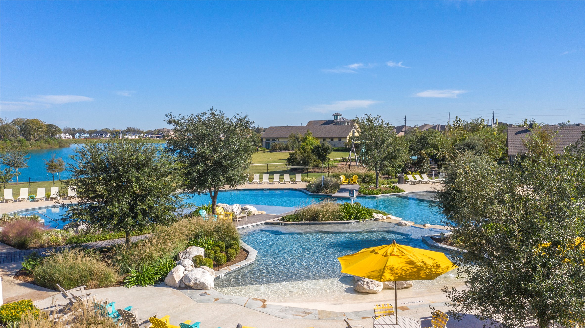 10931 Middle Rdg Drive Missouri City, TX 77459 - Photo 41 of 45 Resort-style water parks and pools provide endless fun for all ages!! Whether you like to relax pool side, splash around at the 'bucket pool' or have a game of beach volleyball, Sienna is the community for you!