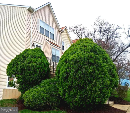 $324,500 | 121 Firethorn Court, Unit 115, Upper Marlboro, MD 20774