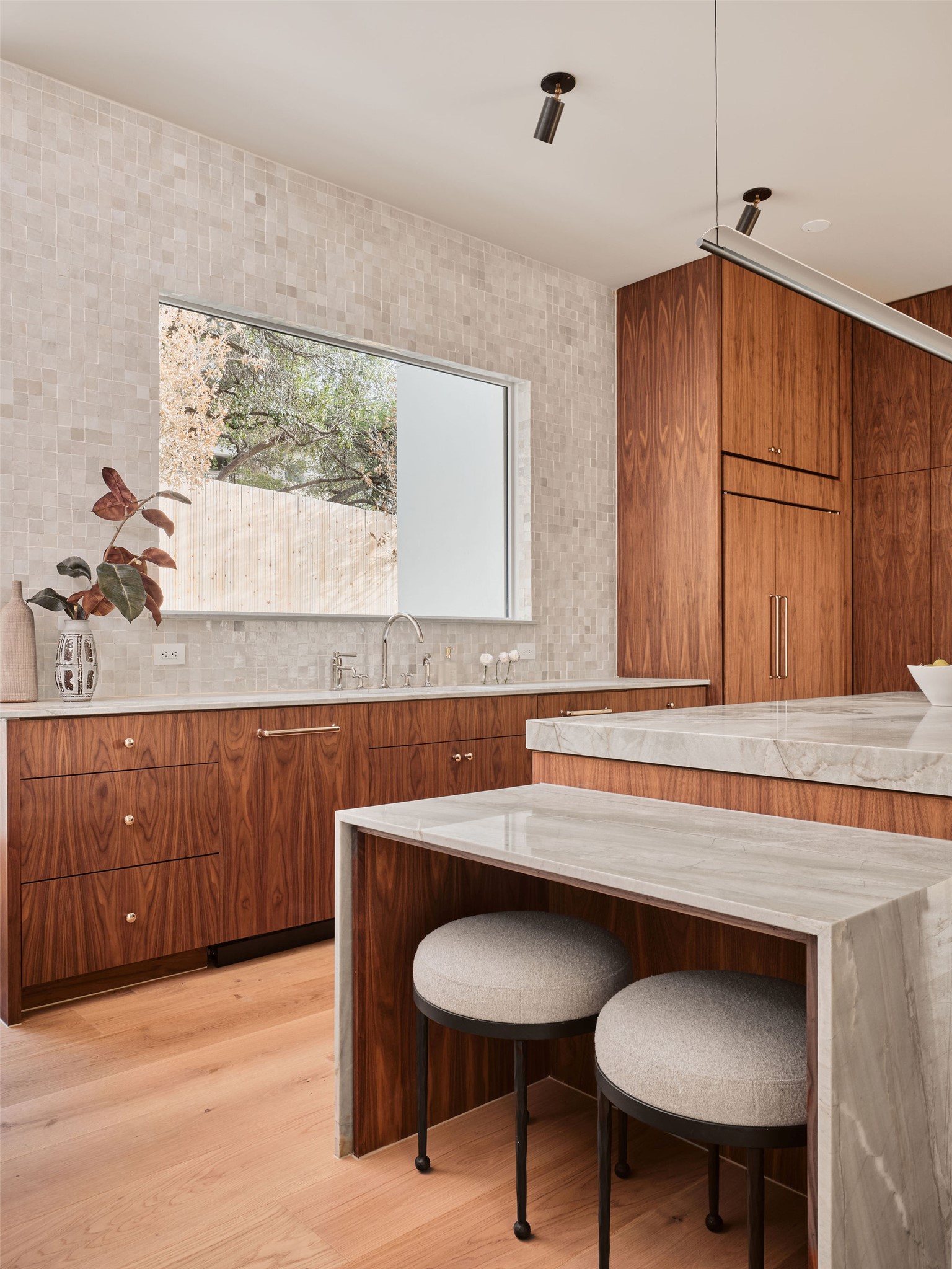 1901 Toro Canyon Road Austin, TX 78746 - Photo 13 of 38