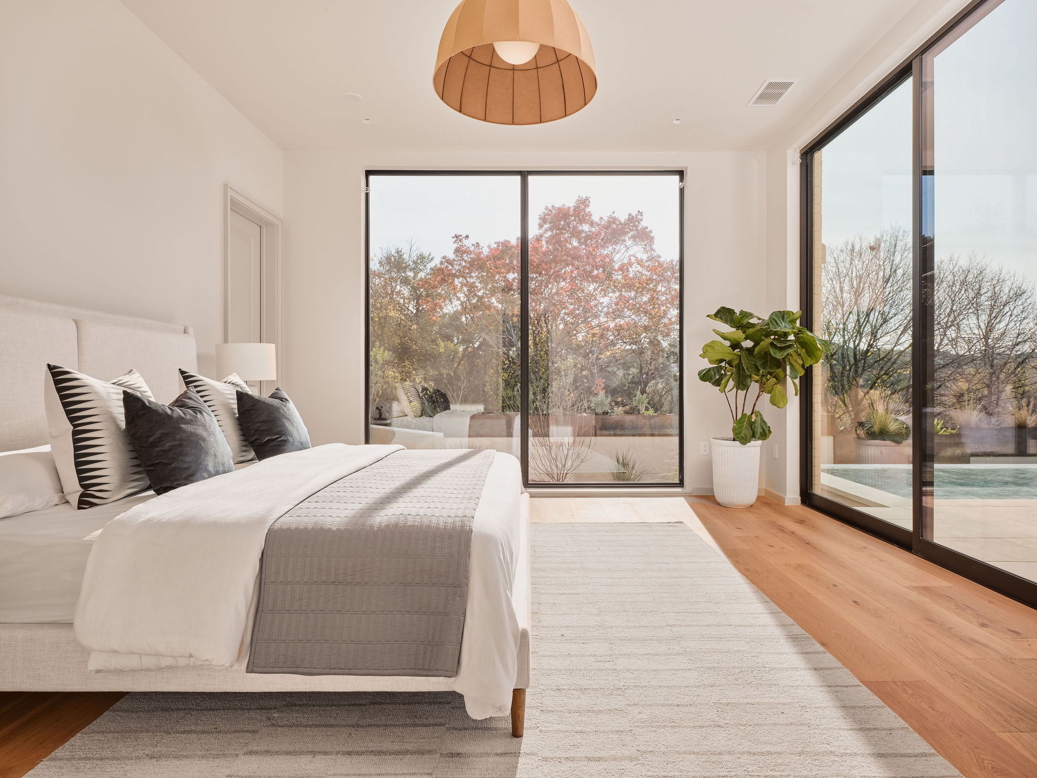 1901 Toro Canyon Road Austin, TX 78746 - Photo 17 of 38