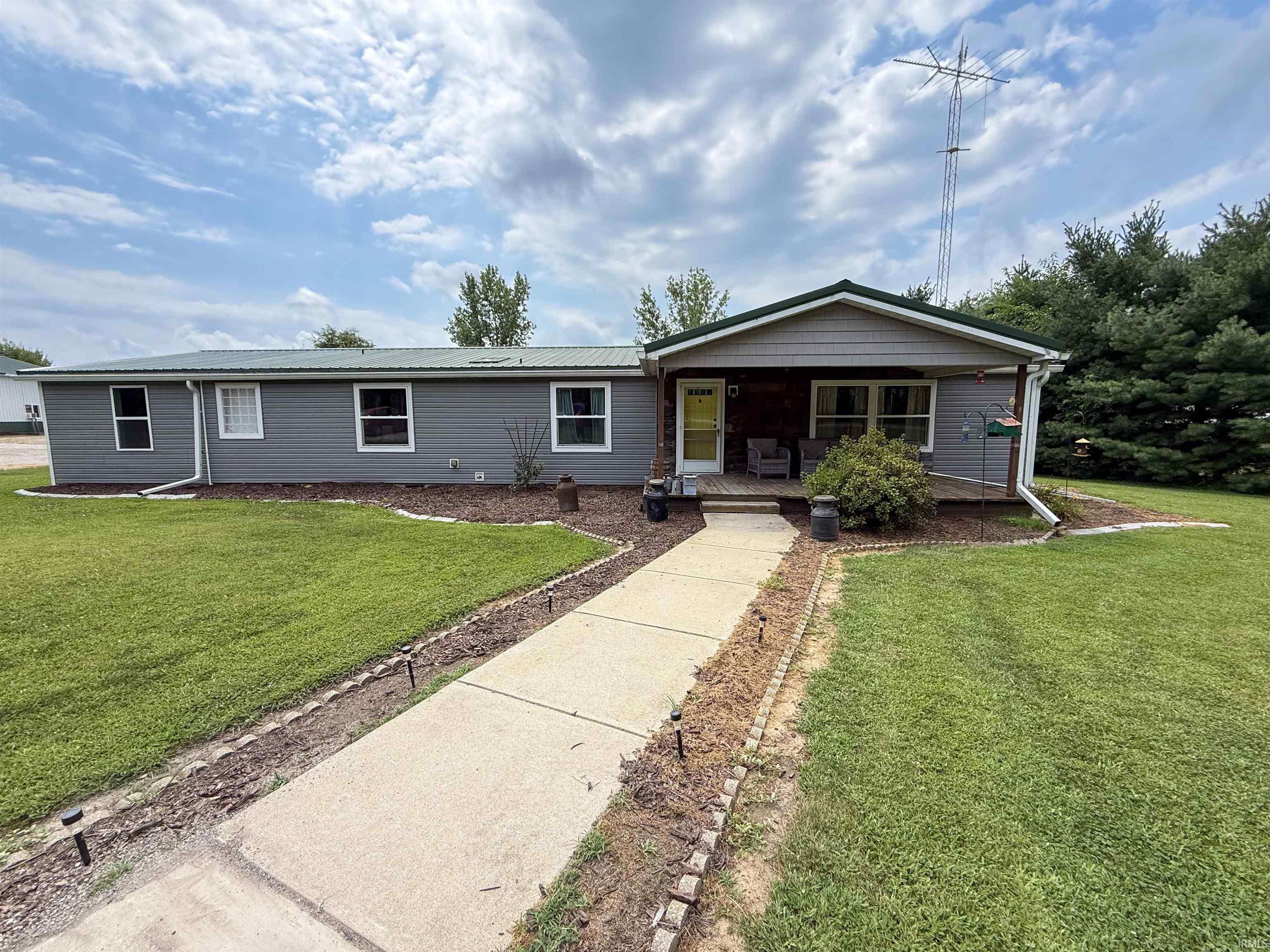 1165 West 450 North Rochester, IN 46975 - Photo 2 of 36 Gallery Image 2