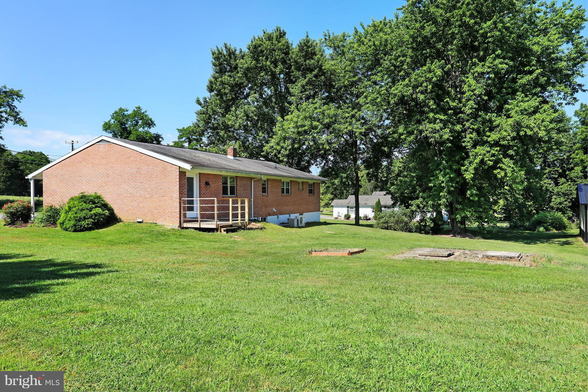 17712 Spielman Road Fairplay, MD 21733 - Photo 26 of 30 Exterior rear, level yard